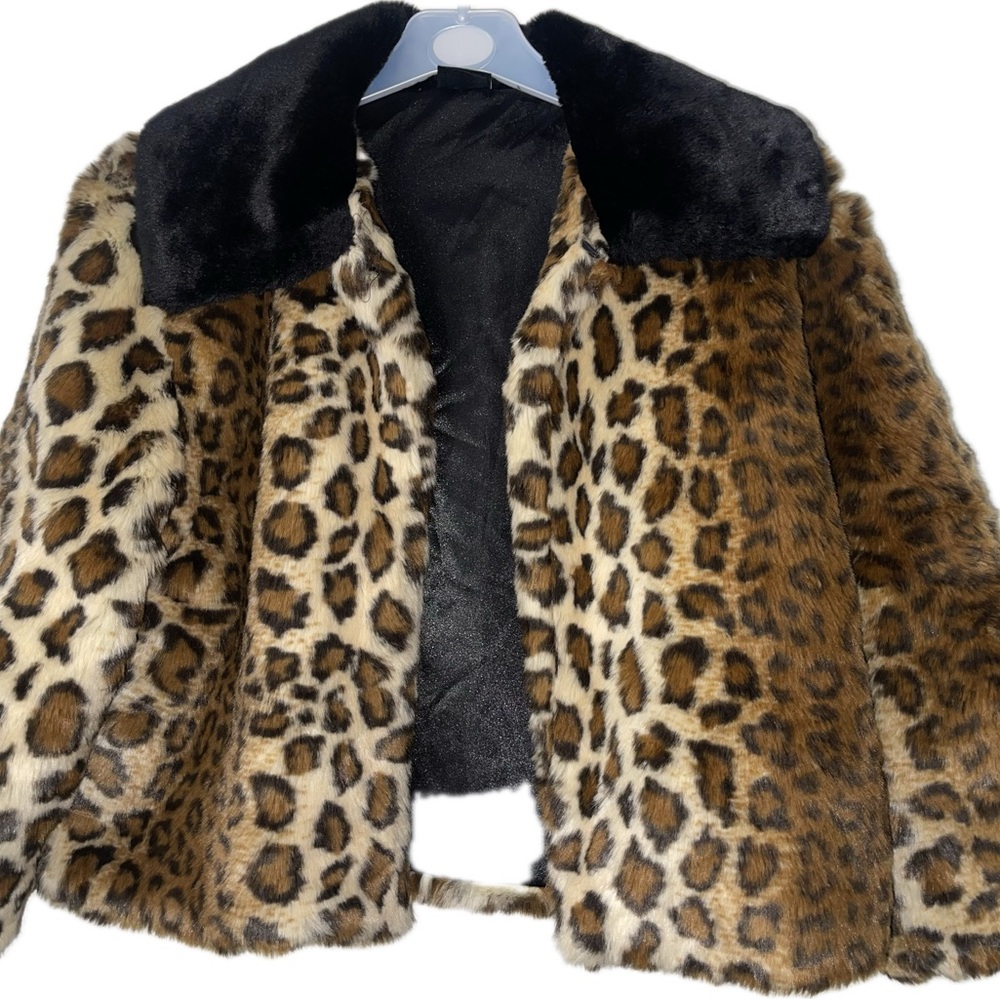 Cheetah Fur Crop Cape Coat